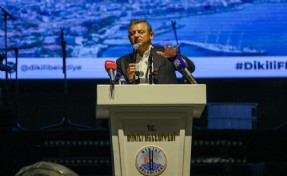 CHP Lideri Özel'den İzmir'de çarpıcı mesajlar: Başkanlar iktidarın önünü açacak!