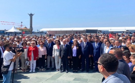 CHP'den alternatif 30 Ağustos töreni: Başkan Tugay'dan 'engellere rağmen mücadele' vurgusu