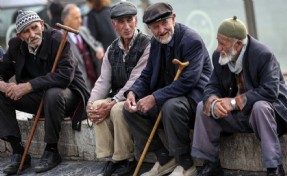 Emekliye yeni zam belli oldu: Kesin rakam için tarih verildi