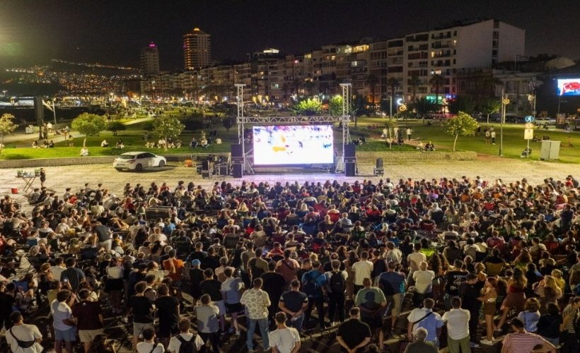 Filenin Sultanları'na İzmir’den tam destek