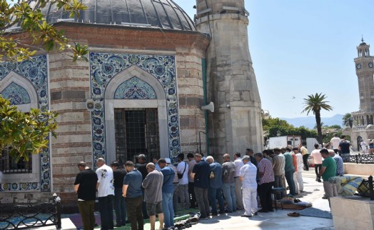 Haniye için İzmir'de gıyabi cenaze namazı