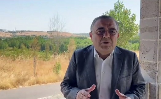 Instagram'ın kapatılmasını eleştiren vatandaşın tutuklanmasına CHP’li Tanrıkulu tepki gösterdi