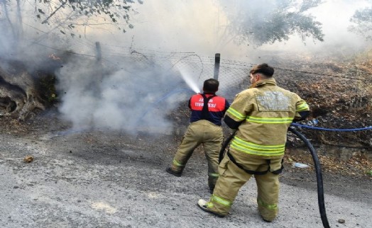 İzmir İtfaiyesi 4 günde 249 yangına müdahale etti