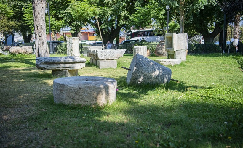 Kuşadası'nda vandalların son hedefi arkeolojik eserler oldu