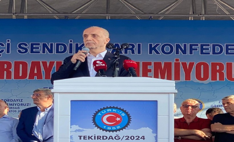 TÜRK-İŞ mitinginde Atalay'a istifa çağrısı