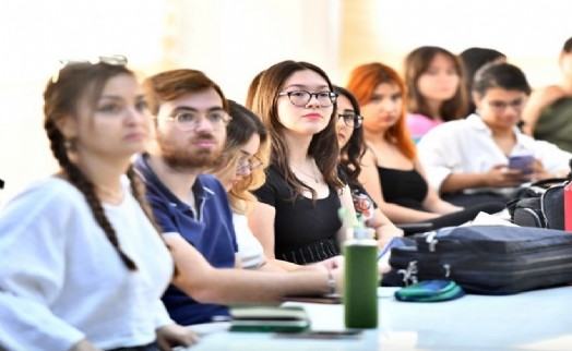 Uluslararası Gençlik Hakları Çalıştayı başladı: İzmir ve Avrupa gençliği buluştu