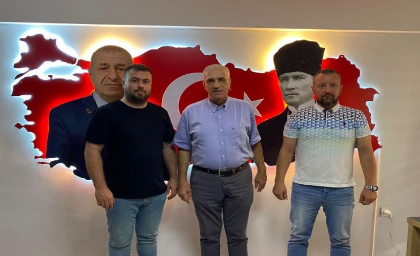 Zafer Partisi Konak’ta görev değişimi