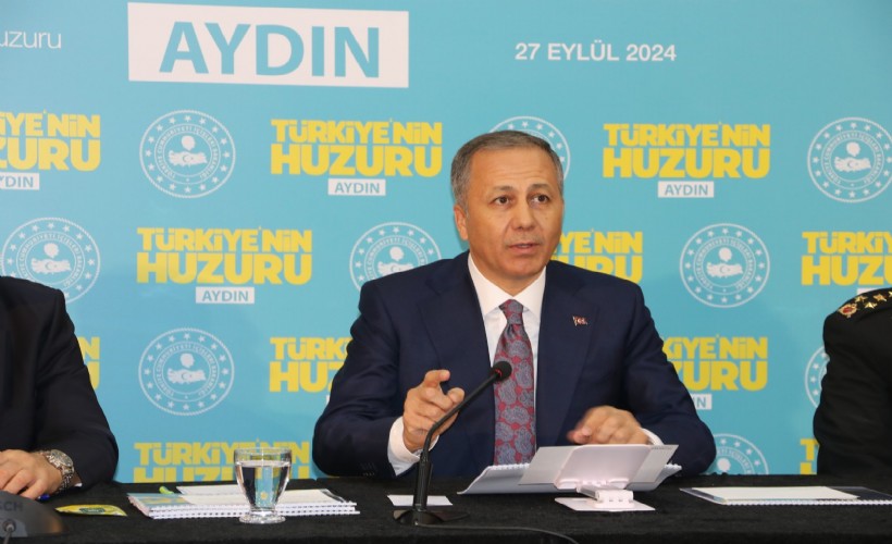 Bakan Yerlikaya: 4 Haziran 2023'ten bu yana Türkiye'de 5 bin 900 göçmen kaçakçısı tutuklandı