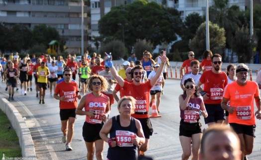 İzmir'de 8 Eylül Pazar sabahı ulaşıma maraton düzenlemesi