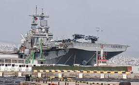 ABD Donanmasına ait USS WASP, İzmir Limanı’nda!