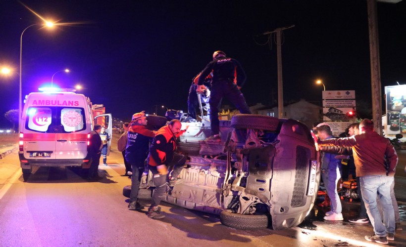 Afyonkarahisar'da kaza: 3 yaralı