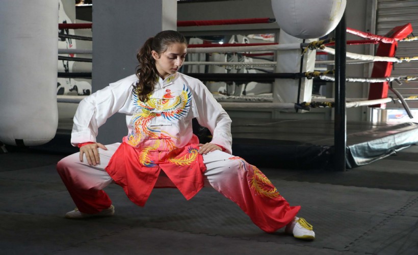 Antrenör babasıyla ‘wushu kung fu'ya başladı; dünya 3'üncüsü oldu