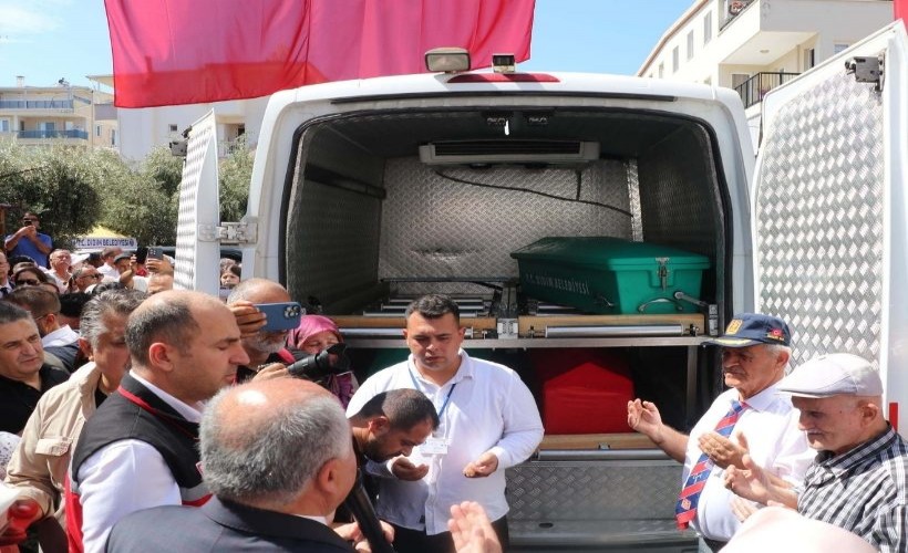 Ayşenur Ezgi Eygi, Aydın'da son yolculuğuna uğurlandı