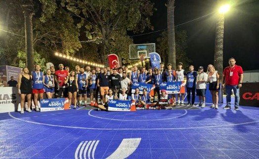 İzmir Cup’a 93’üncü İEF’te muhteşem final