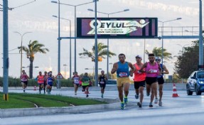 İzmir’de Uluslararası 9 Eylül İzmir Yarı Maratonu’yla kurtuluş coşkusu başladı