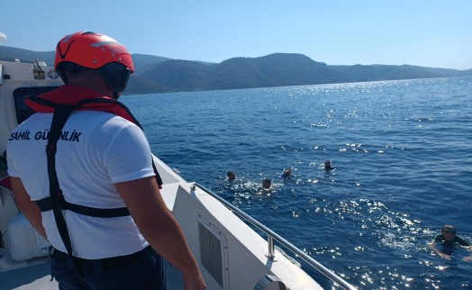 Kuşadası'nda 22 kaçak göçmen yakalandı