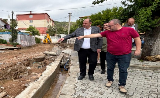 Menderes'te sel felaketi: Başkan Çiçek olay yerinde!