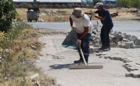 Menderes'te yol seferberliği