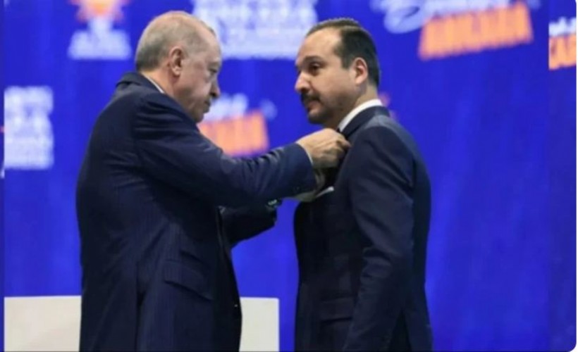 AK Parti'ye geçen Zorlu, AK Parti'li trolün diline düştü