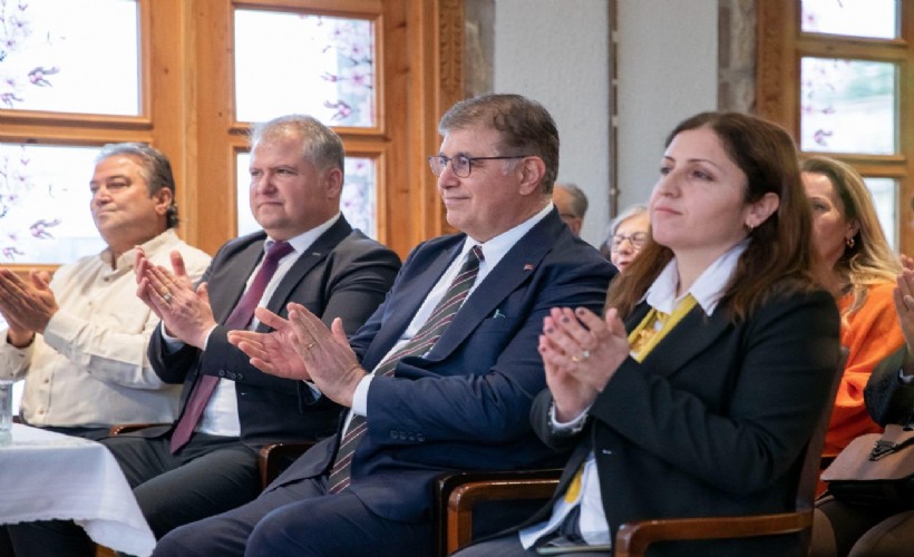 Başkan Tugay’dan 'şeker' gibi destek