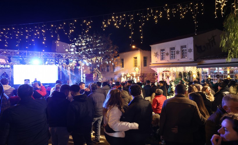 Çeşme, yeni yıla coşkuyla ‘merhaba’ dedi!