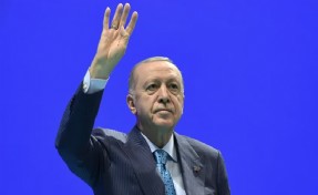 Erdoğan: Daha turpların büyüğü heybede, paniklerinin sebebi bu