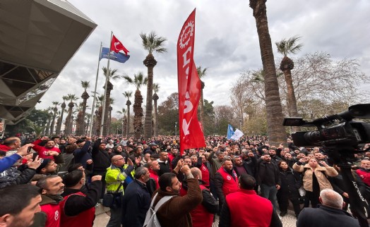 Büyükşehir'de kriz çözüldü: İşçi maaşları yatırıldı!