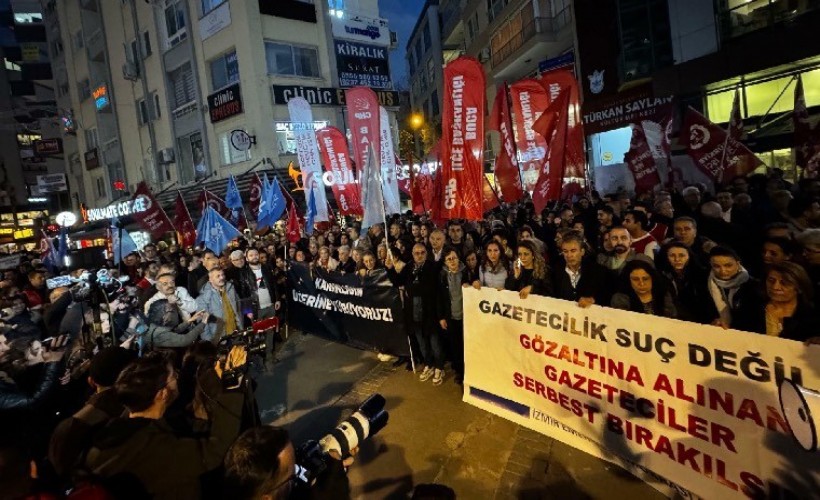 İzmir'de gazetecilerin gözaltına alınmasına tepki