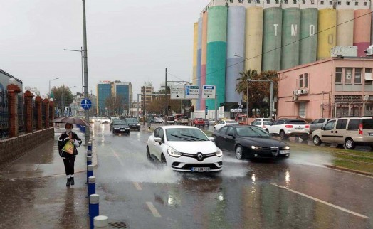 İzmir için 'kuvvetli sağanak' uyarısı