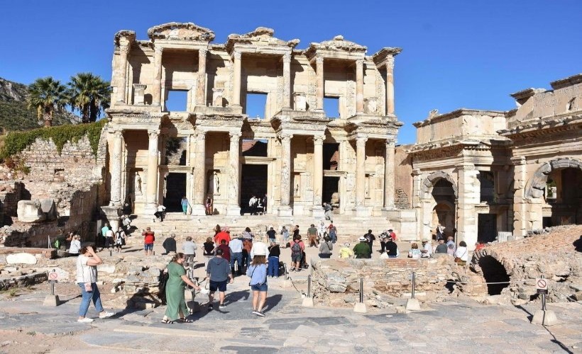 İzmir, son 3 yılın en yüksek ziyaretçi sayısına ulaştı