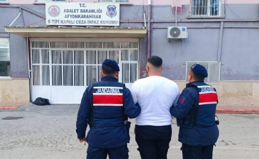 Jandarma, 12 yıl 6 ay hapis cezasıyla aranan hümümlüyü yakaladı