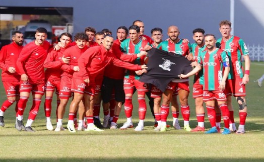 Karşıyaka'da Cenk Ahmet tamam, Sefa ve İsmail sırada