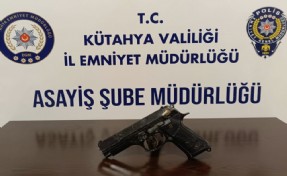 Kurusıkı tabancayla kuyumcu soygunu girişimi; 1 tutuklama