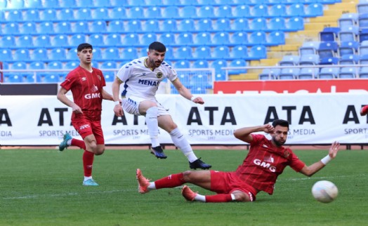 Menemen FK, deplasmanda Mersin'e gol yağdırdı