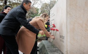 Nazım Hikmet Konak’ta anıldı... Başkan Mutlu: Fikirleri, cesareti ve inancı bize ilham veriyor