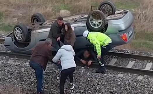 Polisten kaçan alkollü sürücü otomobille takla attı