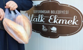 Seferihisar Belediyesi vatandaşın yanında: Ekmek 7 TL’den satışta