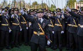 Teğmenler 'ibadet' sorgusuna çekildi