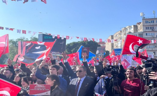 Zafer Partisi’nin İzmir’deki mitinginde çarpıcı açıklamalar: Türk milletinin vicdanı tutuklandı!