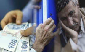 2026 yılı memur ve emekli maaşları ne kadar olacak? İşte olası zam tahminleri