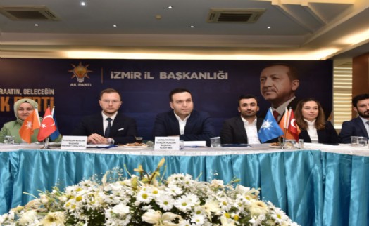 AK Parti Gençlik Kolları Başkanı İbiş: 'İzmir en önemli mücadele sahamız'