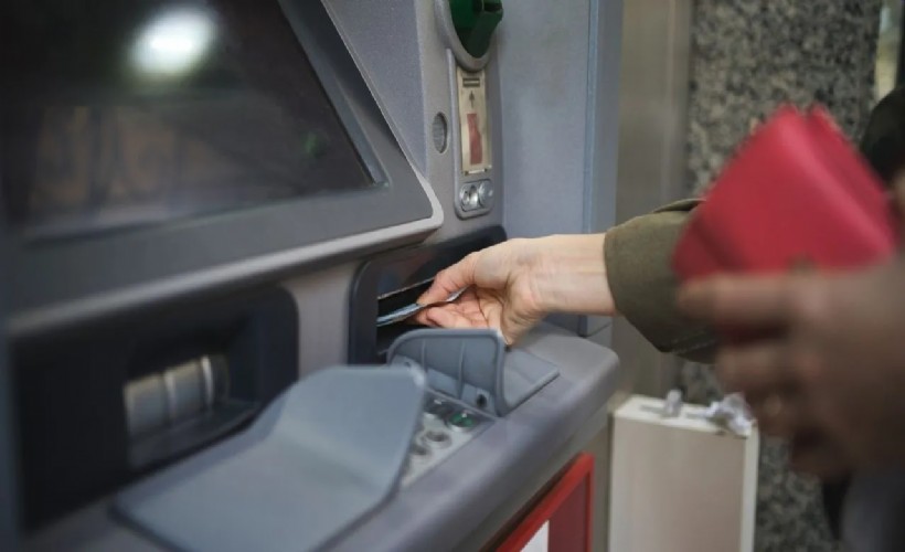 ATM’lerde yeni dönem: Yüzü tespit edilmeyen kişiler para çekemeyecek