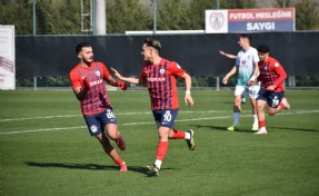 Altınordu sahasında ağırladığı Kırklarelispor'u 4-2 mağlup etti