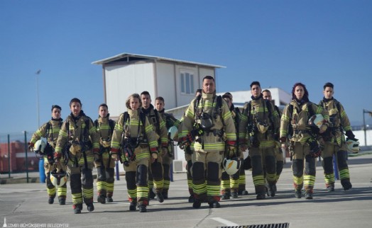 İzmir İtfaiyesi’nin verdiği eğitimler hayat kurtarıyor