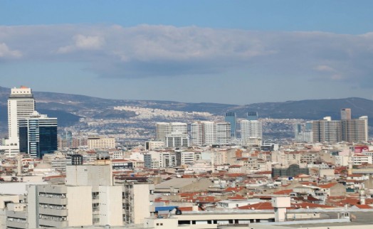 İzmir'de hava kirliliği 6 ilçede ulusal değerlerin üzerinde