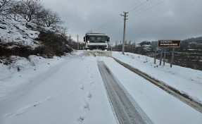 İzmir’in dağlarında kar teyakkuzu