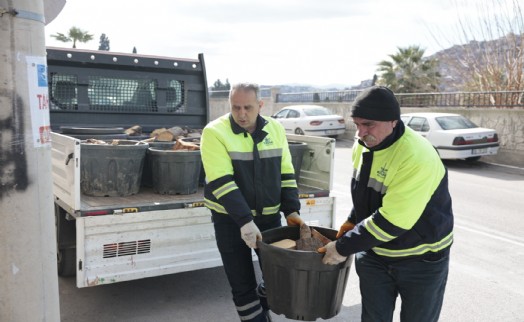 Konak'ta 2 ayda 350 haneye odun desteği