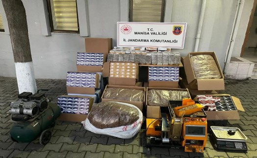 Manisa'da kaçak sigara operasyonu; evde üretim yaptığı belirlendi