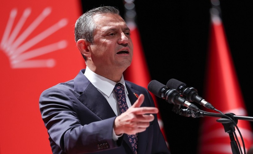 Özgür Özel 'siyasi yasak' olasılığını değerlendirdi: İmamoğlu için referandum olur!