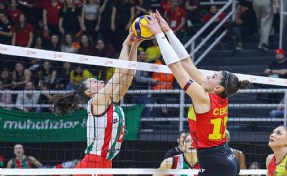 Voleybolda Göztepe ve Karşıyaka gurbette